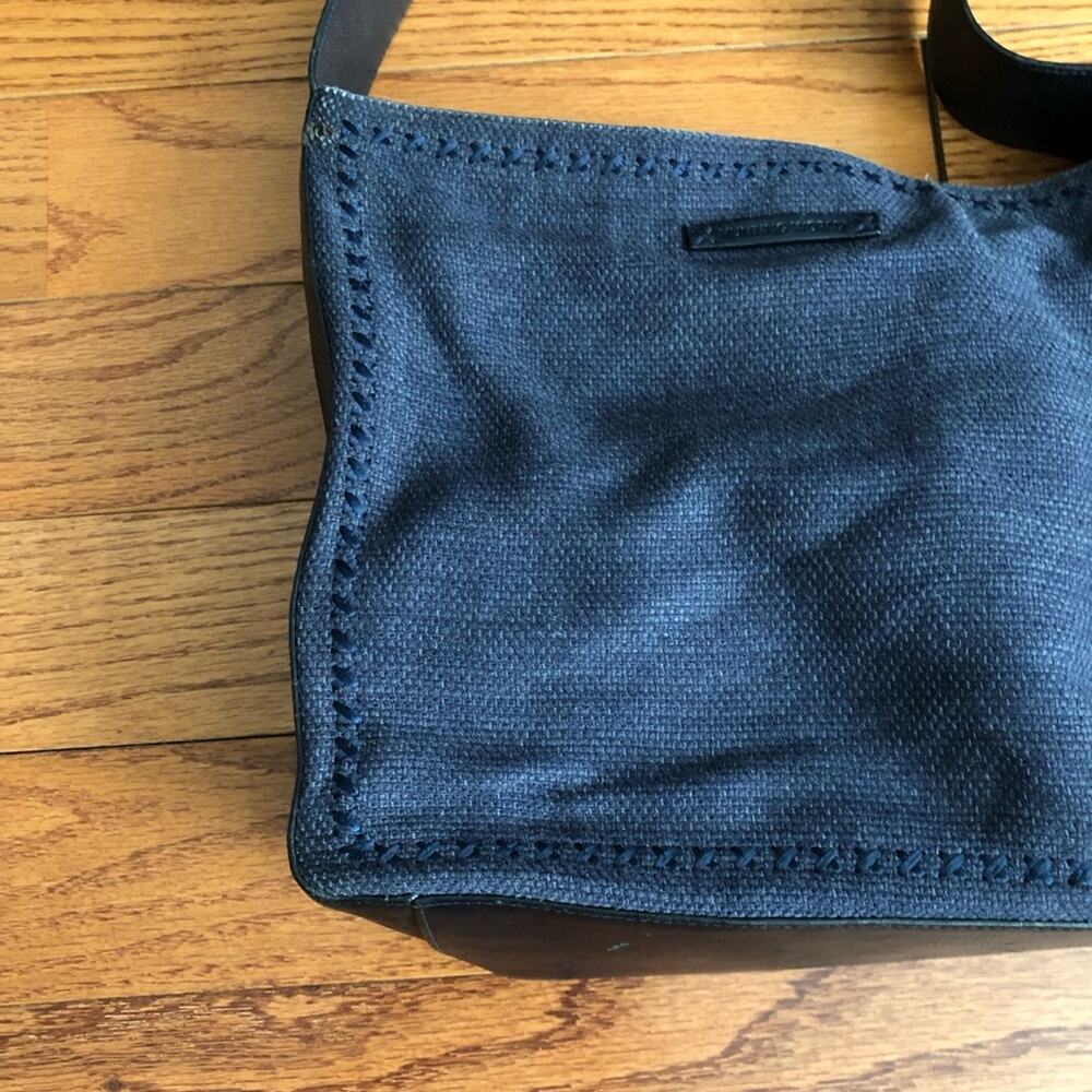 Hunting World Rare Authentic Canvas LeatherNavy Blue Women's Hobo Shoulder Bag - Picture 7 of 10